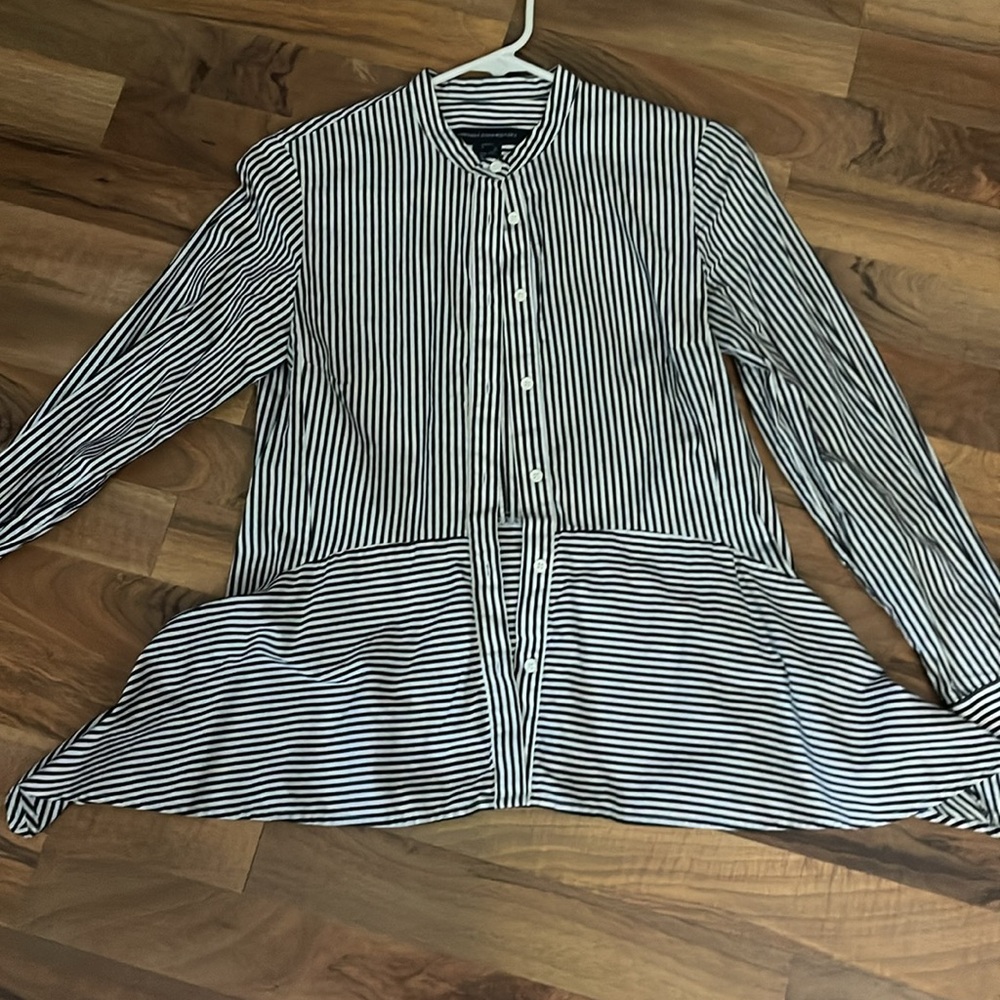 blouses - Picture 2 of 2